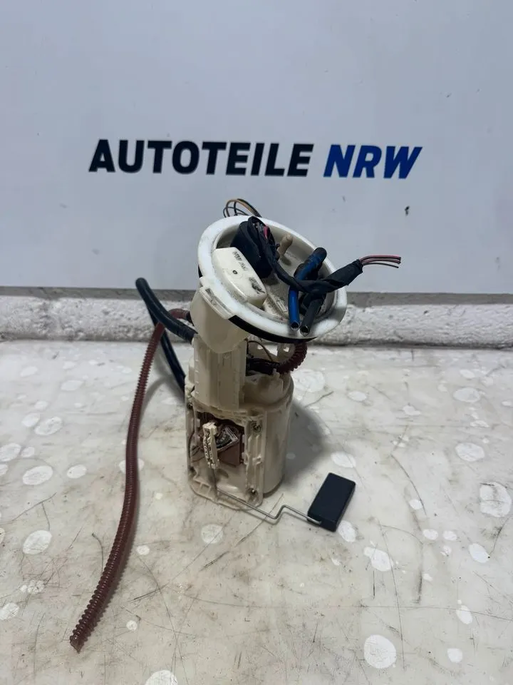 Audi VW Golf 5 R32 A3 8P Benzinpumpe Kraftstoffpumpe 1K0919051AH – Bild 1