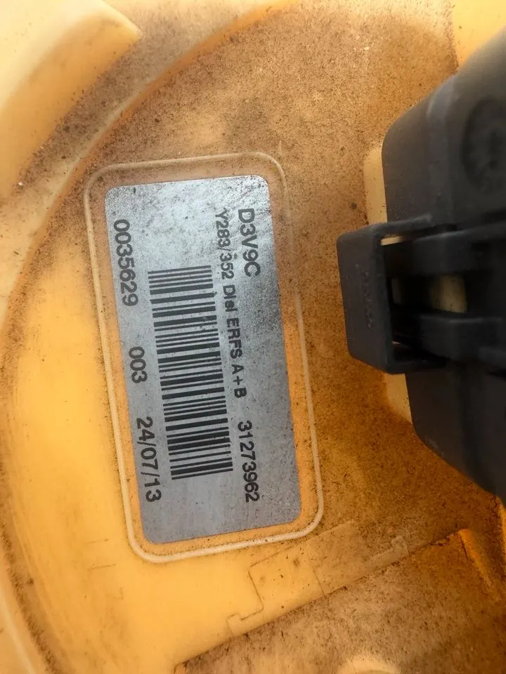 Volvo V40 II Kraftstoffgeber Benzinpumpe Kraftstoffpumpe 31273962 – Bild 8