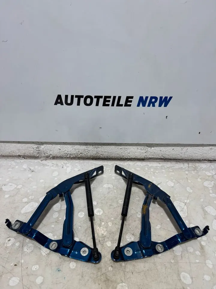 Audi TT 8N Motorhaube Scharniere 8N0823301 8N0823302 – Bild 1
