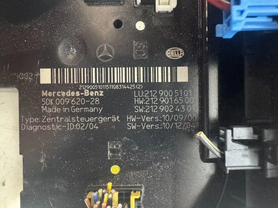 Mercedes W204 W212 Sam Modul Zentralsteuergerät 2129005001 – Bild 7