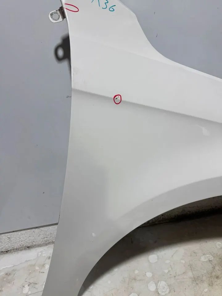 VW Passat B7 3C Kotflügel Seitenwand Vorne Rechts LB9A – Bild 3