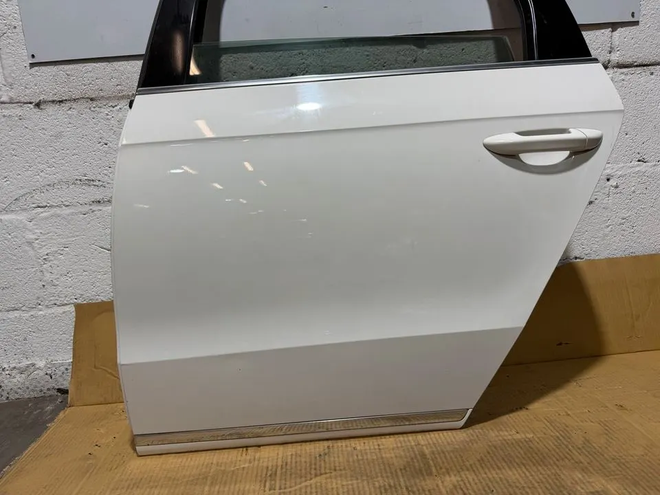 VW Passat B7 3C Variant Tür Hinten Links Komplett LB9A – Bild 3