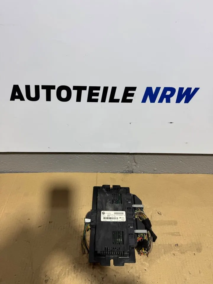 BMW 1er 3er E87 E89 E90 E92 E93 Steuergerät Fußraummodul 9249081 – Bild 2