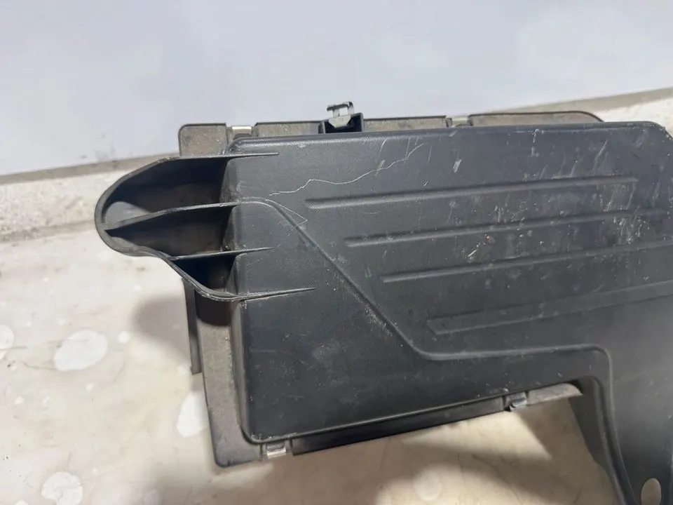 BMW 3er F30 F31 320d Luftfilter Luftfilterkasten Vorne 8511655 – Bild 2