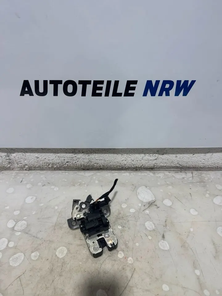 Audi A3 8P A4 8K B8 Heckklappenschloss Schloss Hinten 8K9827505 – Bild 1