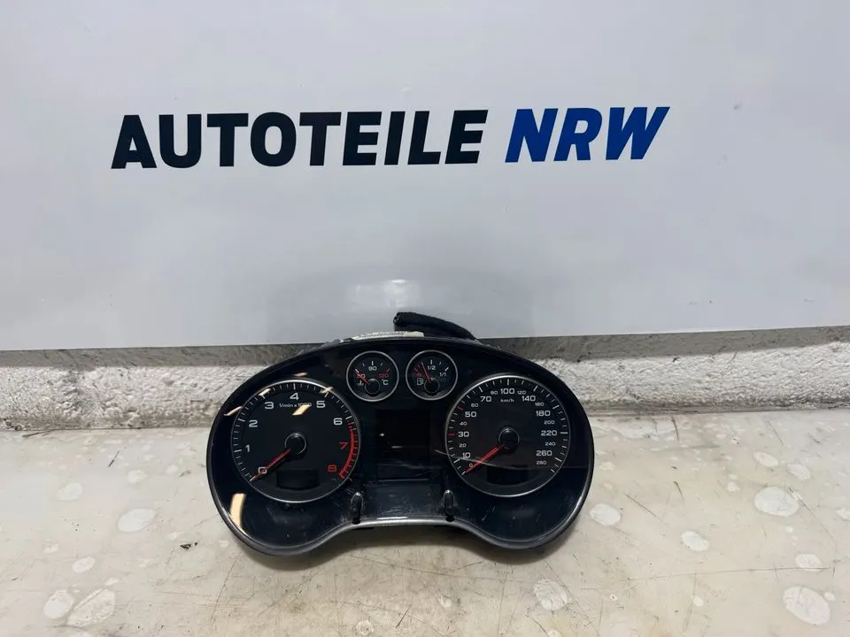 Audi A3 8P Facelift Tacho Tachometer Kombiinstrument 8P0920932D – Bild 1