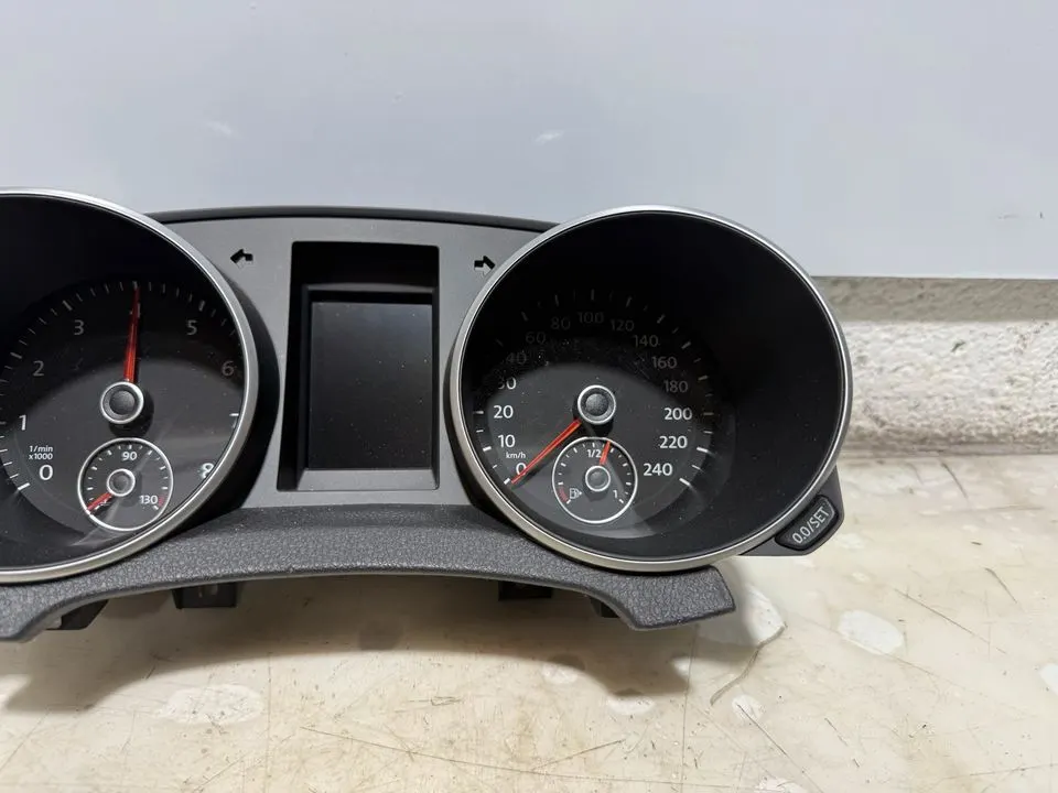 VW Golf 6 VI Tacho Tachometer Kombiinstrument 5K0920872 – Bild 4