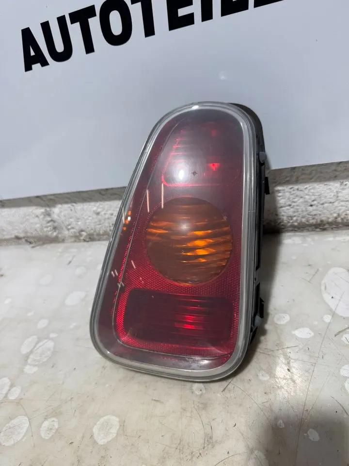 Mini Cooper R50 R52 R53 Heckleuchte Rückleuchte Hinten Rechts – Bild 5