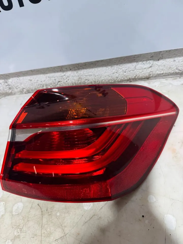 BMW 2er F45 LED Rückleuchte Heckleuchte Hinten Links Rechts – Bild 7