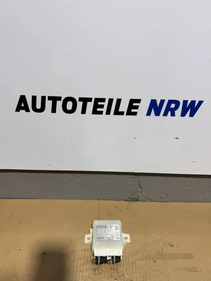 Mercedes C-Klasse W204 Einparkhilfe Steuergerät A2049004106 – Bild 1