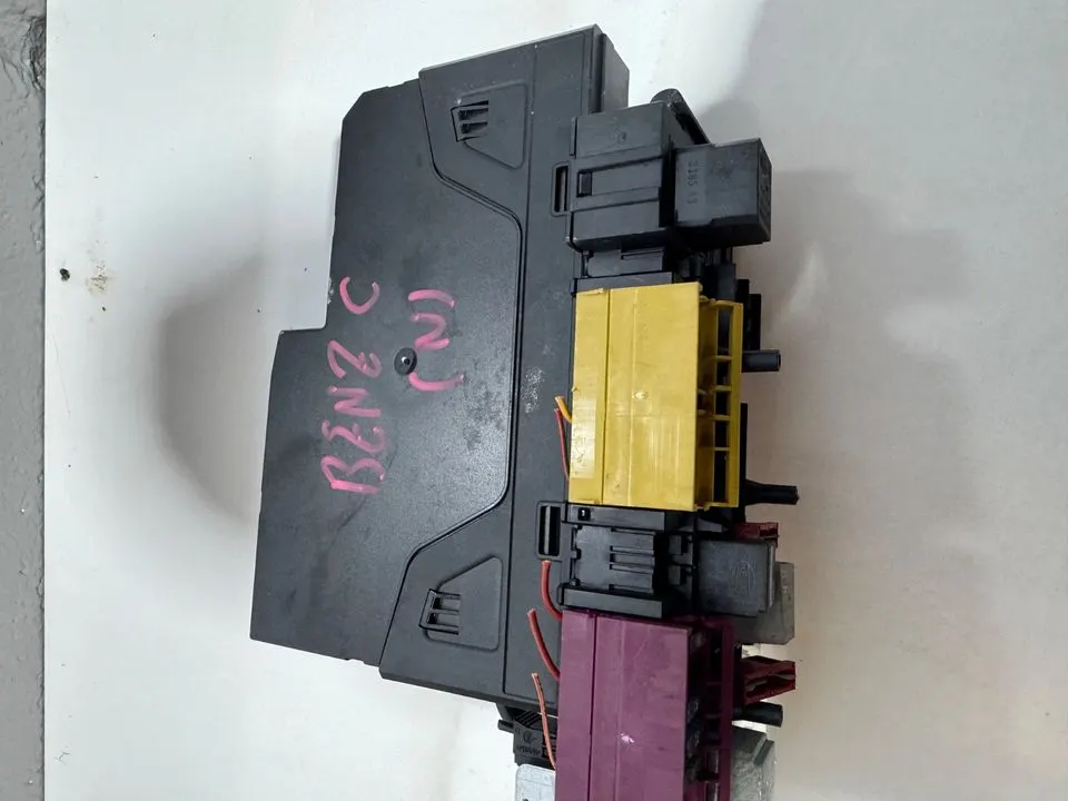 Mercedes C-Klasse W204 Sam Modul Sicherungskasten 2049060205 – Bild 7
