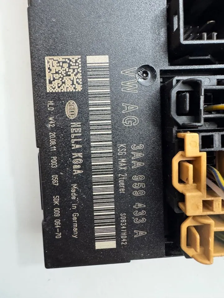 VW Passat CC B7 BCM Komfort Bordnetz Steuergerät Modul ЗАА959433 – Bild 6
