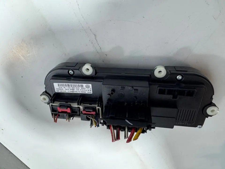 VW Golf 6 VI Klimabedienteil Bedienungen Mittelkonsole 3C8907336H – Bild 8
