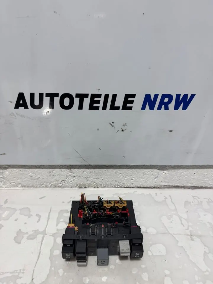 Audi VW Passat Touran 1T2 Bordnetz Modul Steuergerät 3C0937049AH – Bild 1
