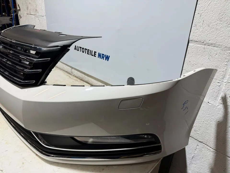 VW Passat B7 3C Frontschürze Stoßstange Schürze Vorne LB9A – Bild 6