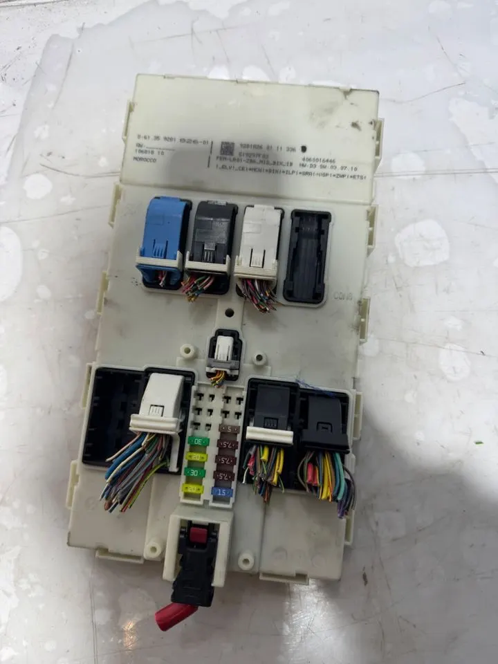 BMW 1er 3er F20 F30 Komfortsteuergerät FEM Steuergerät 9281826 – Bild 3