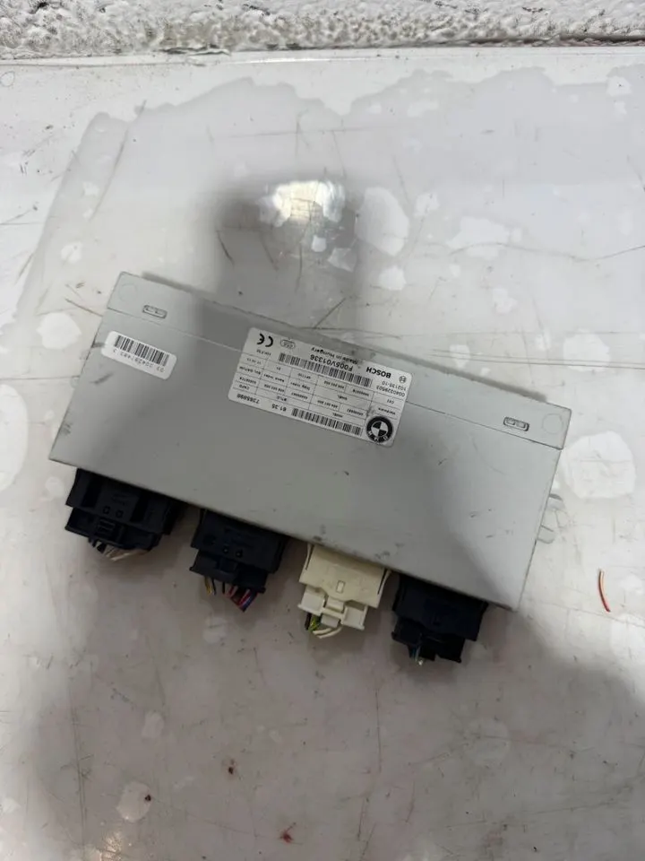 BMW 5er F10 F11 Elektrische Heckklappe Steuergerät 7365898 – Bild 3