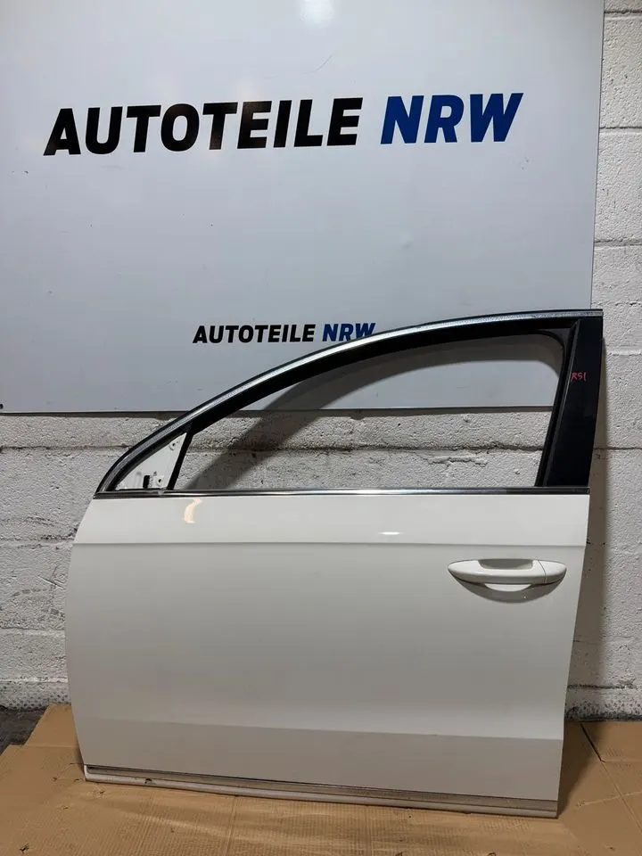 VW Passat B7 3C Fahrertür Tür Vorne Links Komplett LB9A – Bild 1