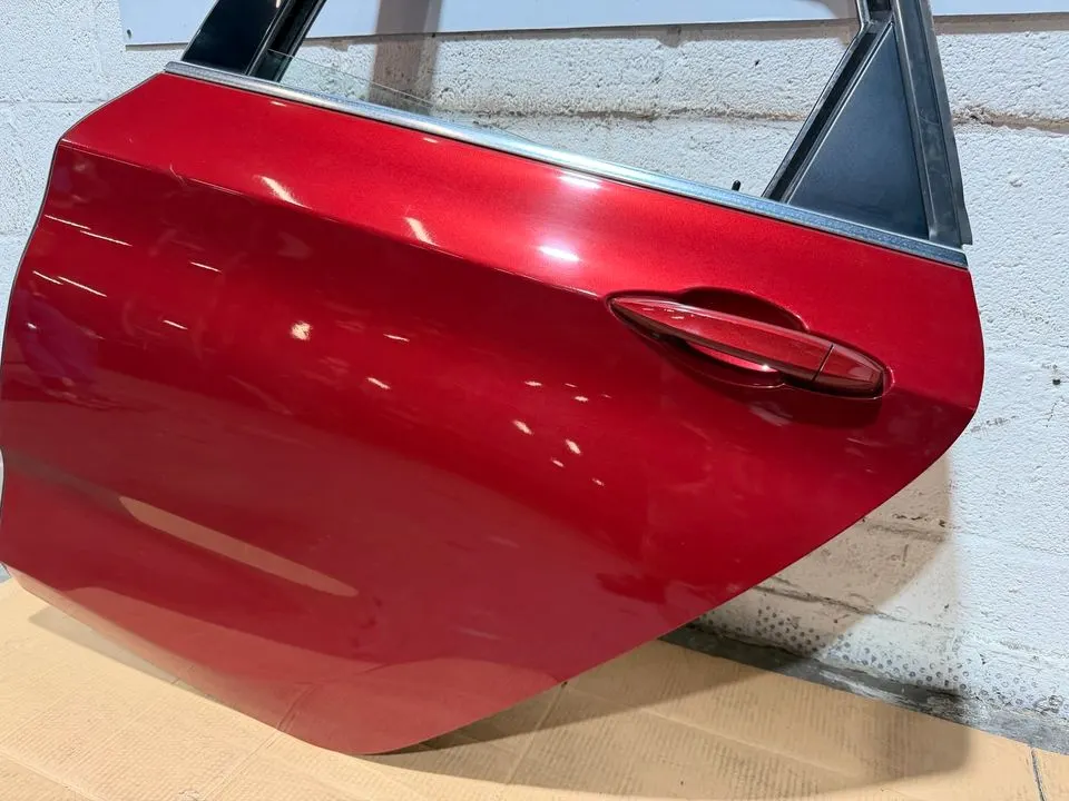BMW 2er F45 Active Tourer Tür Hinten Links Komplett C06 – Bild 4