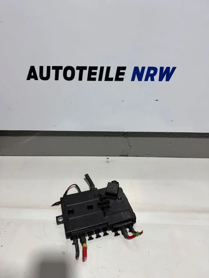 Mercedes C-Klasse W205 Stromverteiler Sicherungskaste A2055402850 – Bild 1