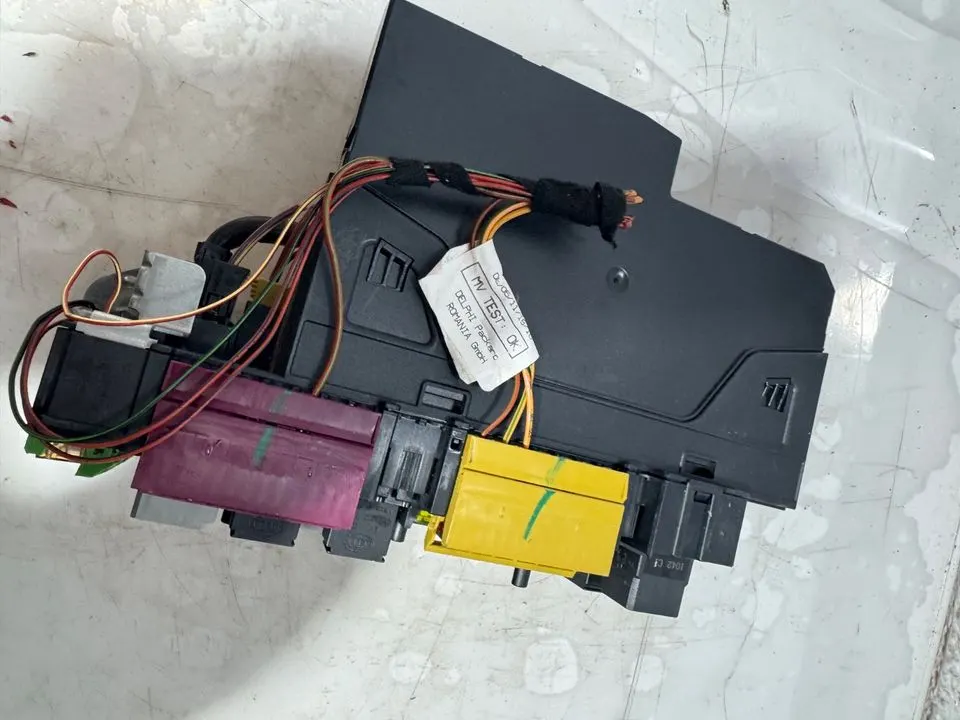 Mercedes C-Klasse W204 S204 Sam Modul Sicherungskasten 2049005601 – Bild 5