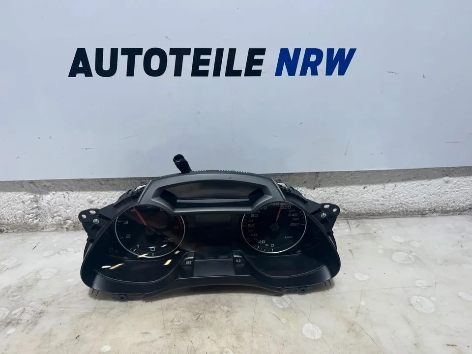 Audi A4 B8 8K Tacho Tachometer Kombiinstrument 8K0920930A – Bild 1