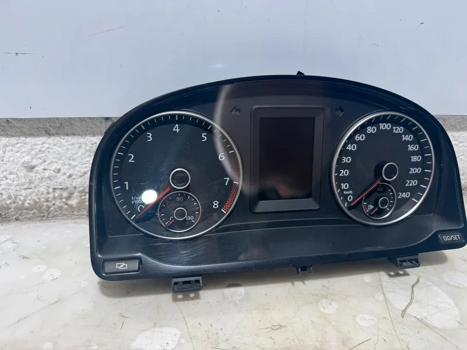 VW Touran 1T3 Tacho Tachometer Kombiinstrument 1T0920865 – Bild 3