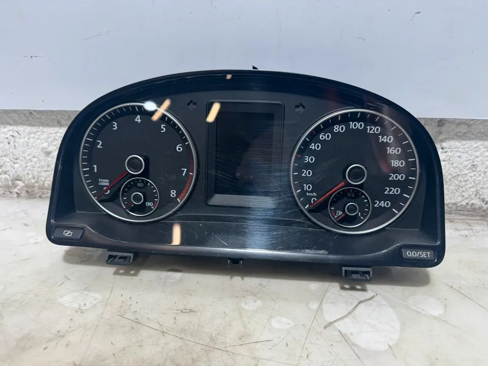 VW Touran 1T3 Tacho Tachometer Kombiinstrument 1T0920865 – Bild 4