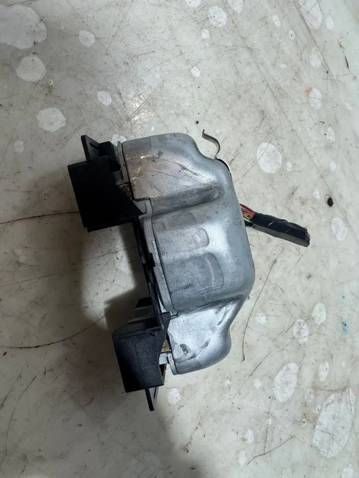 VW Golf 6 VI Lenkradschloss Lenksäule Steuergerät 5K0905861A – Bild 6