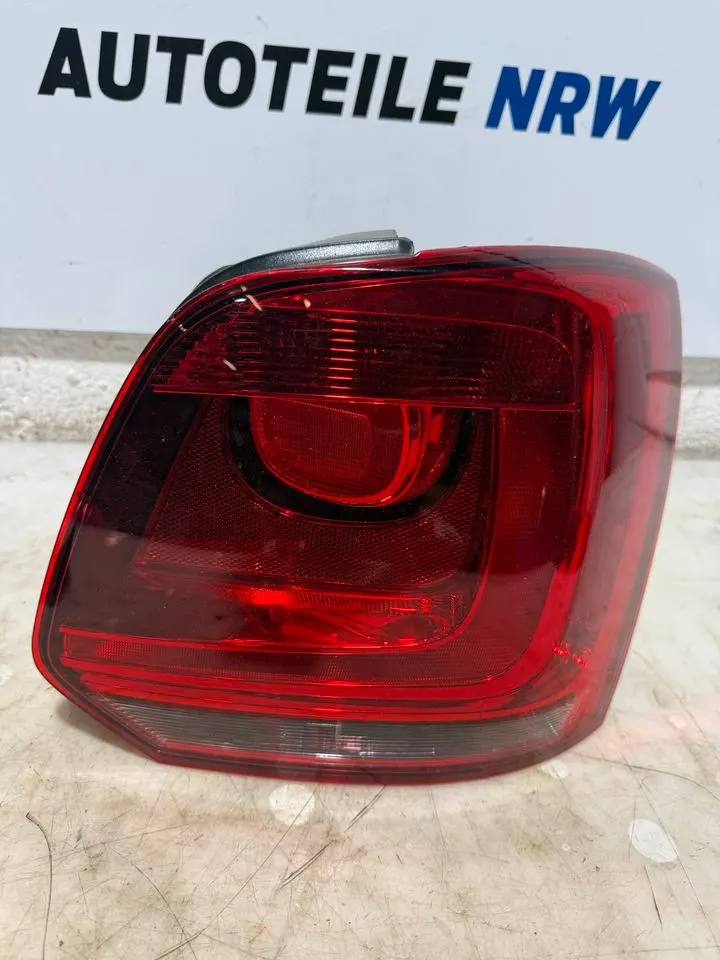 VW Polo 6R Heckleuchte Rückleuchte Leuchte Hinten Links Rechts – Bild 5