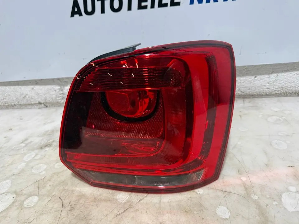 VW Polo 6R Heckleuchte Rückleuchte Leuchte Hinten Links Rechts – Bild 7