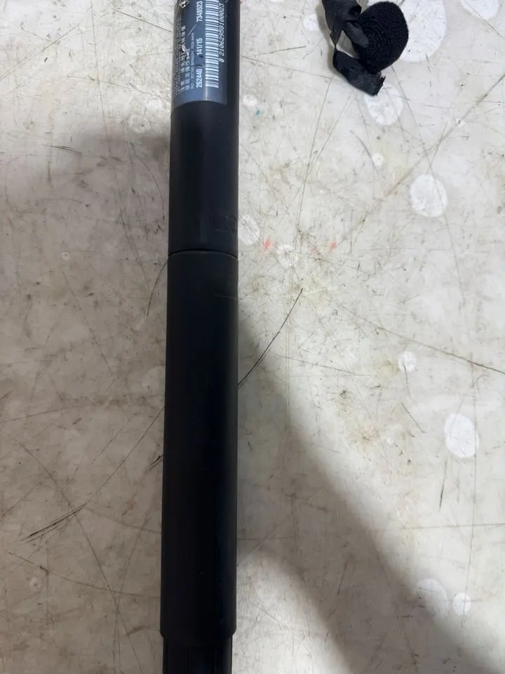 BMW 2er F45 Heckklappe Spindelantrieb Dämpfer Hinten 7348523 – Bild 8