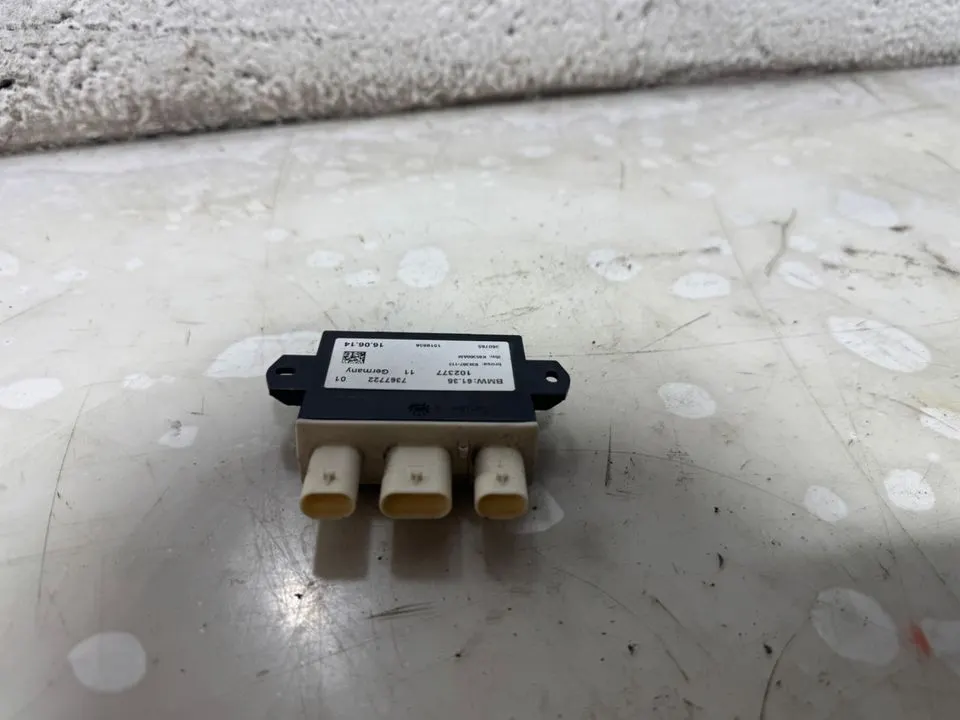 BMW 3er 5er F10 F11 F30 F31 ECU Heckklappen Steuergerät 7367722 – Bild 3