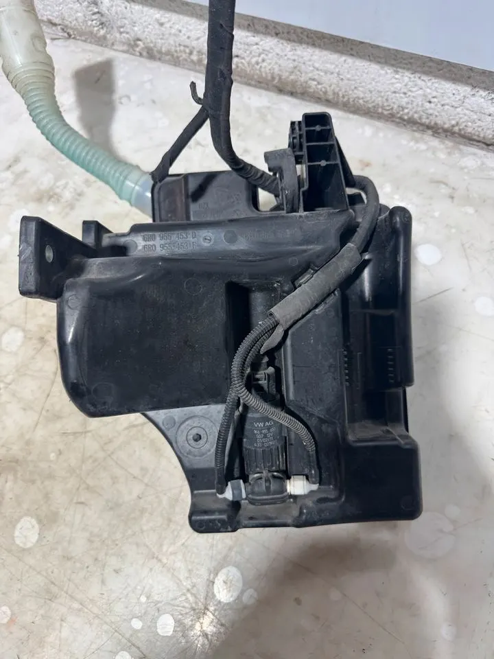 VW Audi Polo 6R A1 8X Wischwassertank Wasserbehälter 6R0955453 – Bild 2
