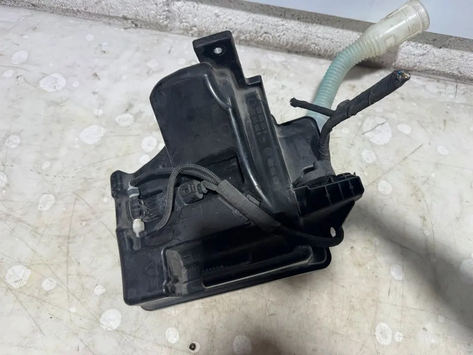 VW Audi Polo 6R A1 8X Wischwassertank Wasserbehälter 6R0955453 – Bild 6