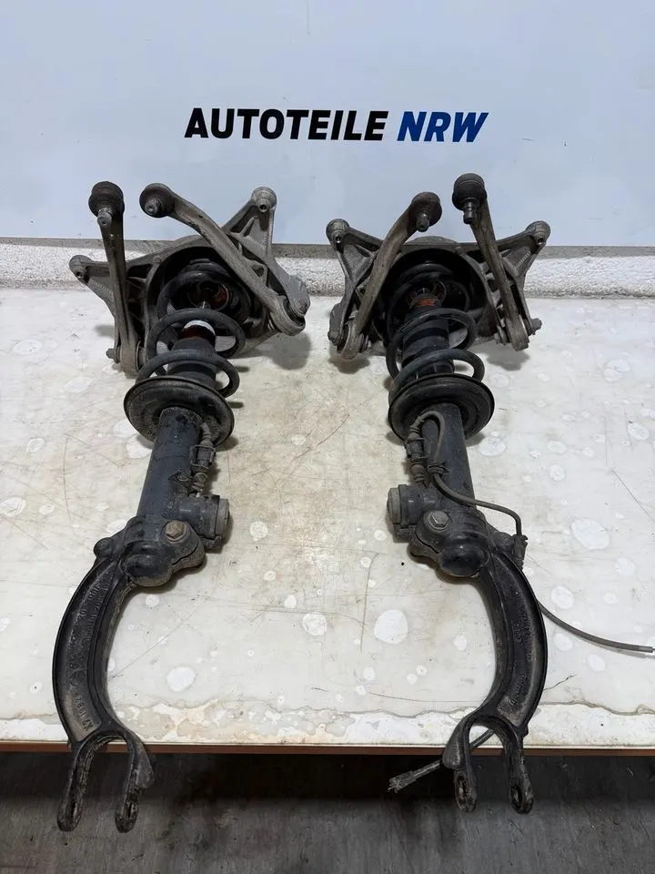 Audi A4 B8 8K A5 8T Stoßdämpfer Vorne 8K0413029K 8K0413030K – Bild 1