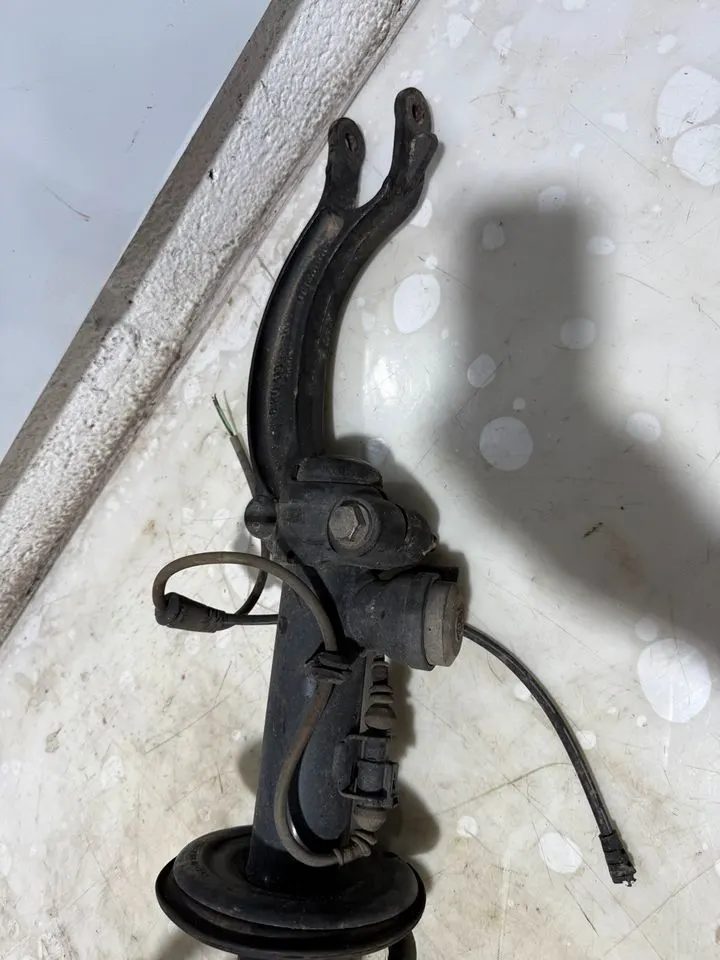 Audi A4 B8 8K A5 8T Stoßdämpfer Vorne 8K0413029K 8K0413030K – Bild 7