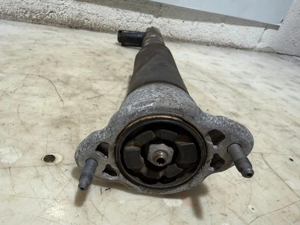 Mercedes W204 S204 Stoßdämpfer Hinten A2043203630 A2043203730 – Bild 7