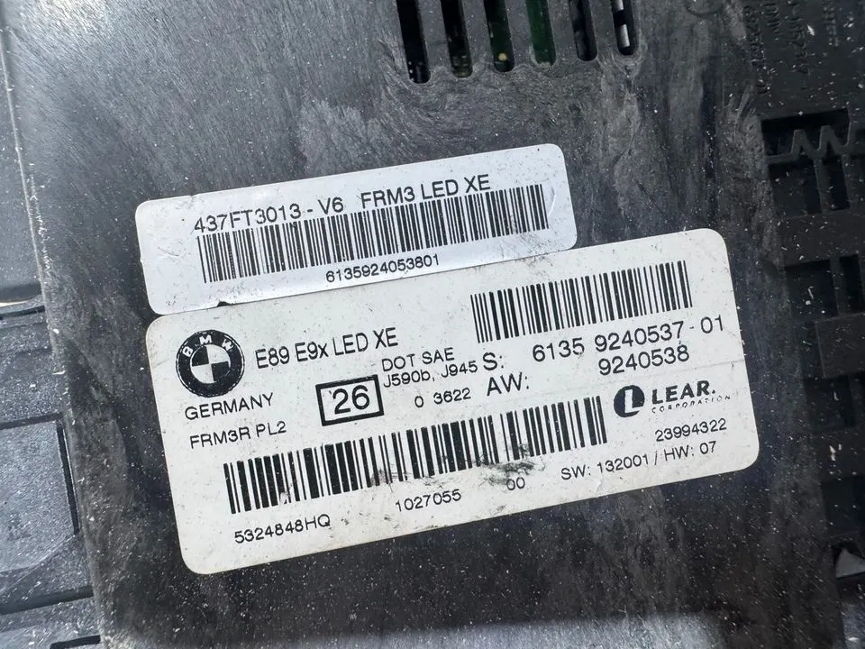 BMW 3er E89 E90 E91 E92 E93 Steuergerät Fußraummodul 9240537 – Bild 3