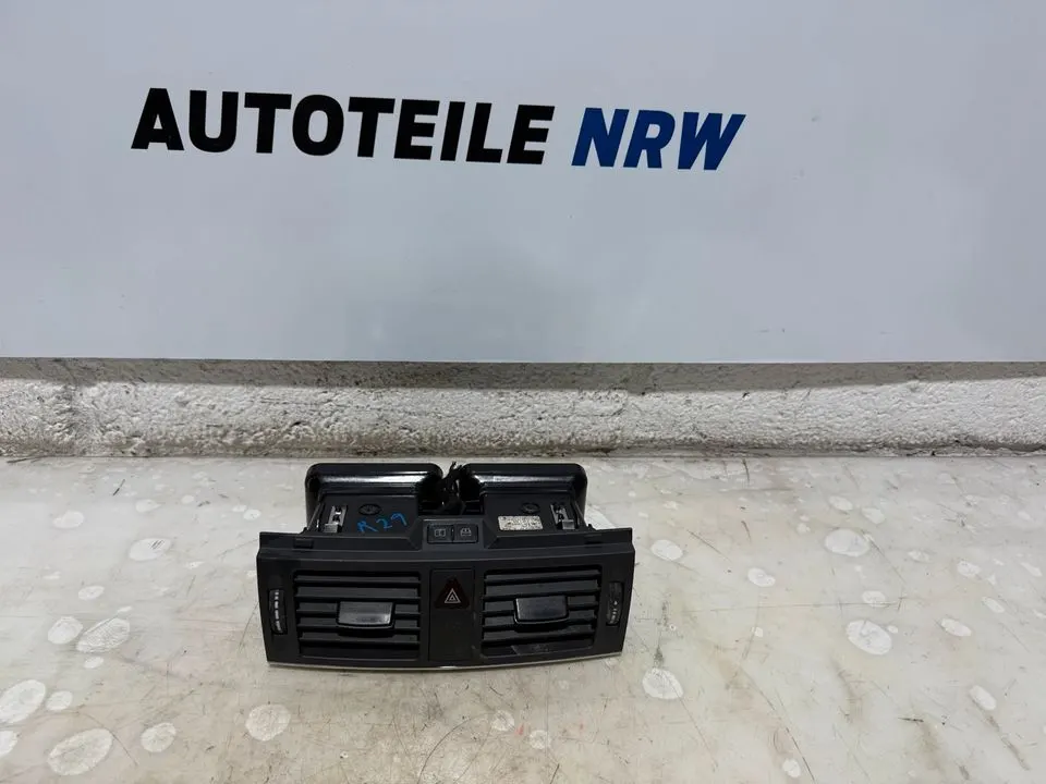 Mercedes W204 Luftdüse Frischluftdüse Düse Vorne A2048307454 – Bild 1