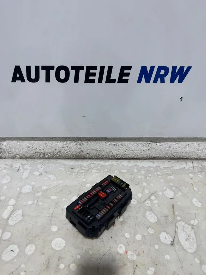 BMW 3er F30 F31 Stromverteiler Sicherungskasten 9224866 9224879 – Bild 1