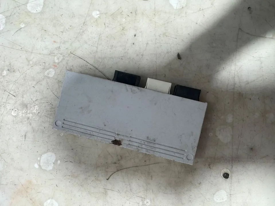 BMW 2er F45 F46 Elektrische Heckklappe Steuergerät 7412610 – Bild 4