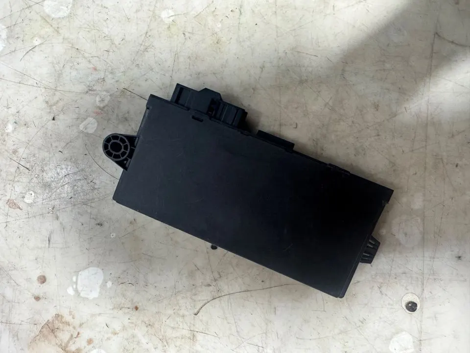 BMW 1er 3er E87 E90 CAS3 Steuergerät Komfortsteuergerät 9217853 – Bild 4