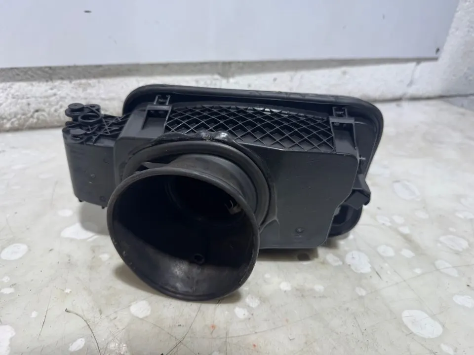 BMW 5er F10 F11 Tankklappe Tankdeckel Deckel 7217767 7206558 A52 – Bild 6