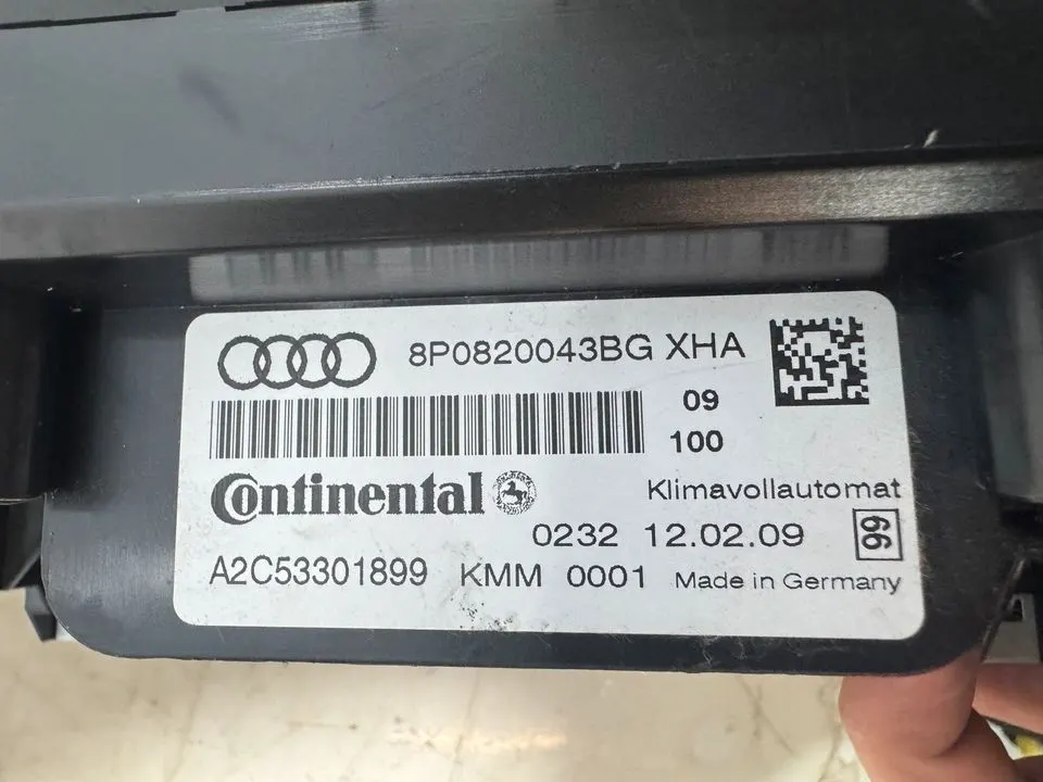 Audi A3 8P Klimasteuerung Klimabedienteil Heizung 8P0820043BG – Bild 7