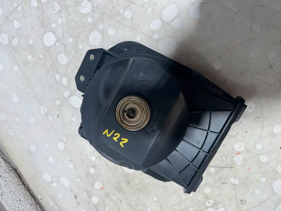 BMW 1er 3er F20 F30 F31 Lautsprecher Zentralbass 9210147 9210148 – Bild 7
