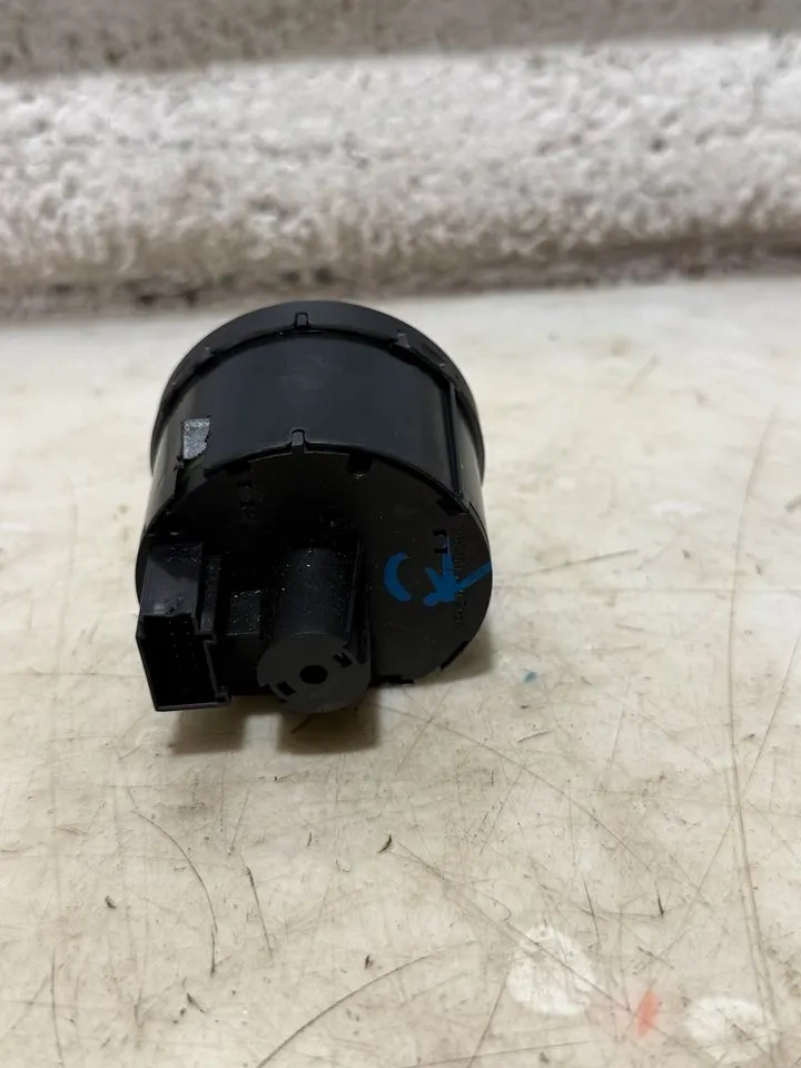 VW Golf 6 VI Passat B7 Touran 1T3 Lichtschalter 3C8941431A – Bild 4