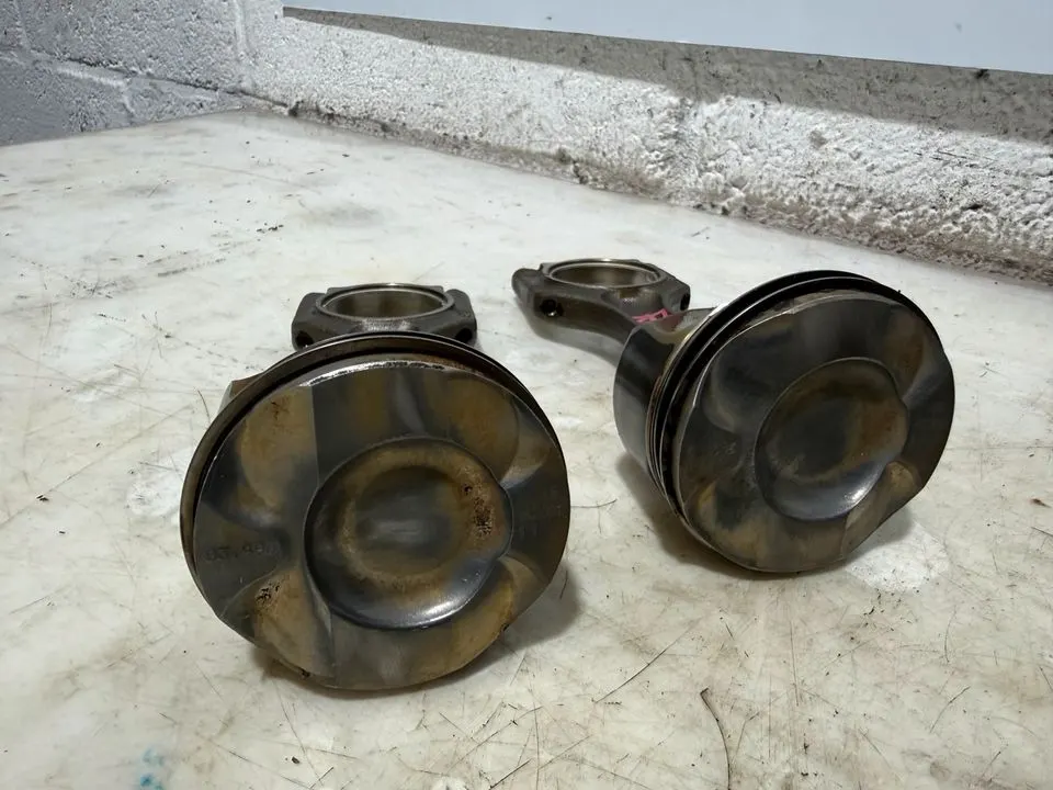 BMW 3er E90 E91 E92 E93 N43 Pleuelstange Kolben 7589533 7551550 – Bild 5