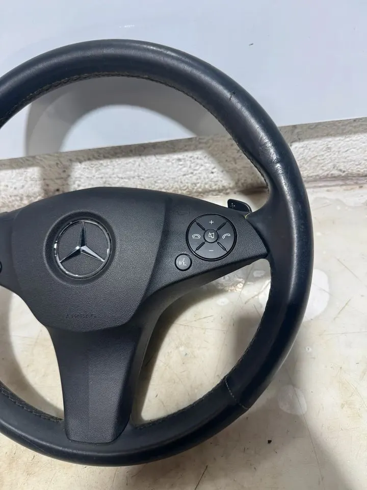 Mercedes C-Klasse W204 S204 F1 Lenkrad Lederlenkrad MFL Tasten – Bild 4