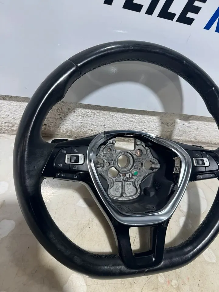 VW Golf 7 VII Touran 5T F1 Lenkrad Lederlenkrad MFL Tasten – Bild 3